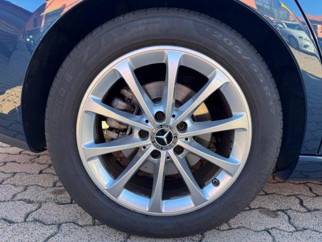 MERCEDES-BENZ CLA 180 d Automatic S.Brake Business Extra