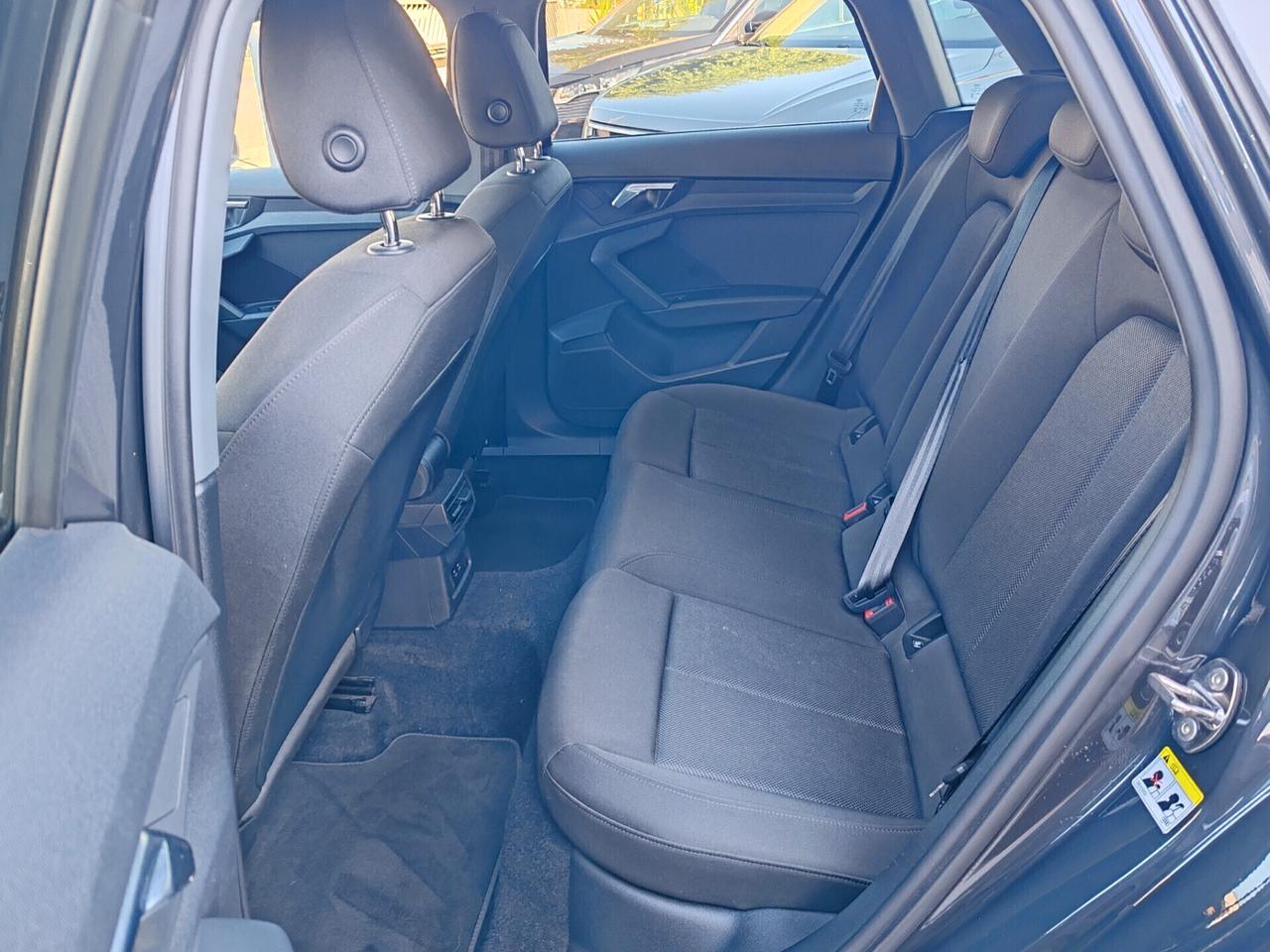Audi A3 Sportback 35 TDi Business Advanced 57.000KM