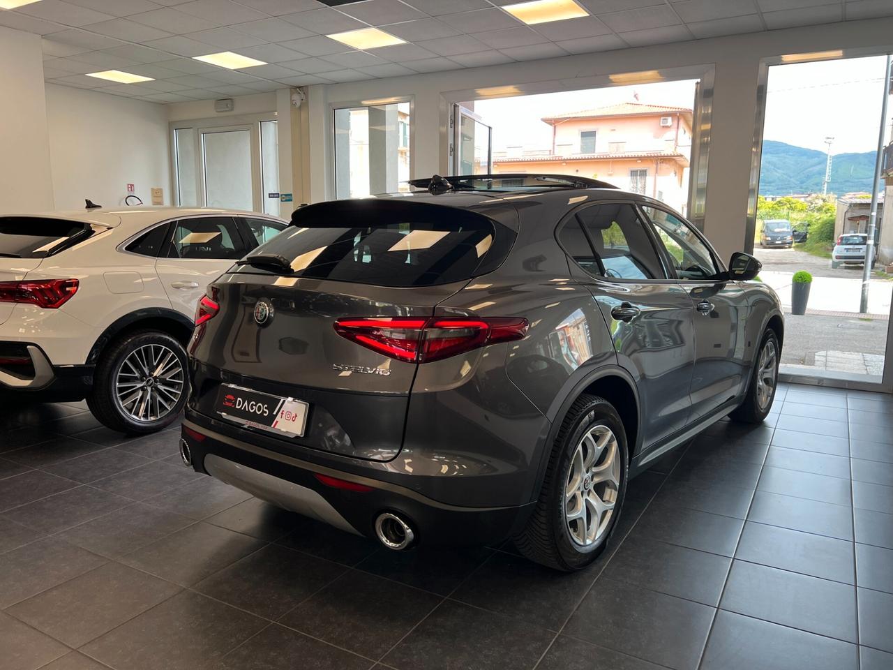 Alfa Romeo Stelvio 2.2 Turbodiesel 190 CV AT8 Q4 *TETTO*
