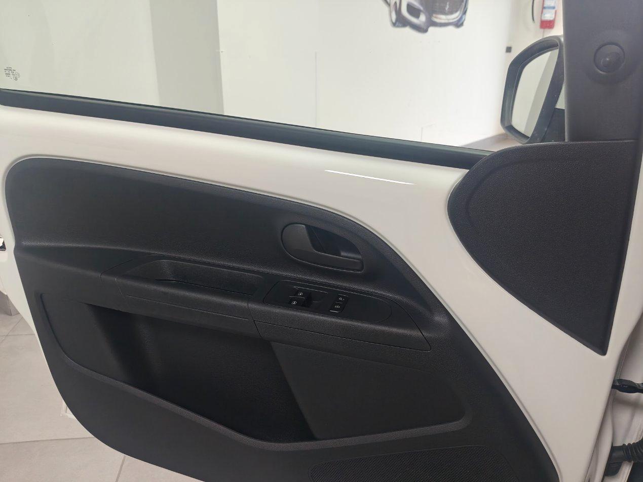Skoda Citigo 5 Porte Citigo 5p 1.0 mpi g-tec Ambition 68cv