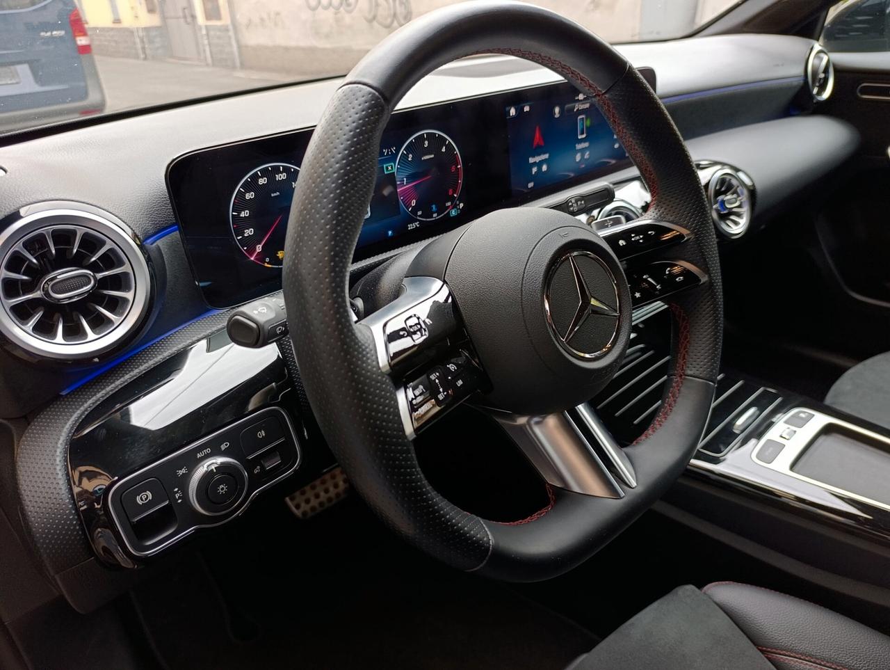 Mercedes-benz A 200 d Automatic AMG Line Premium