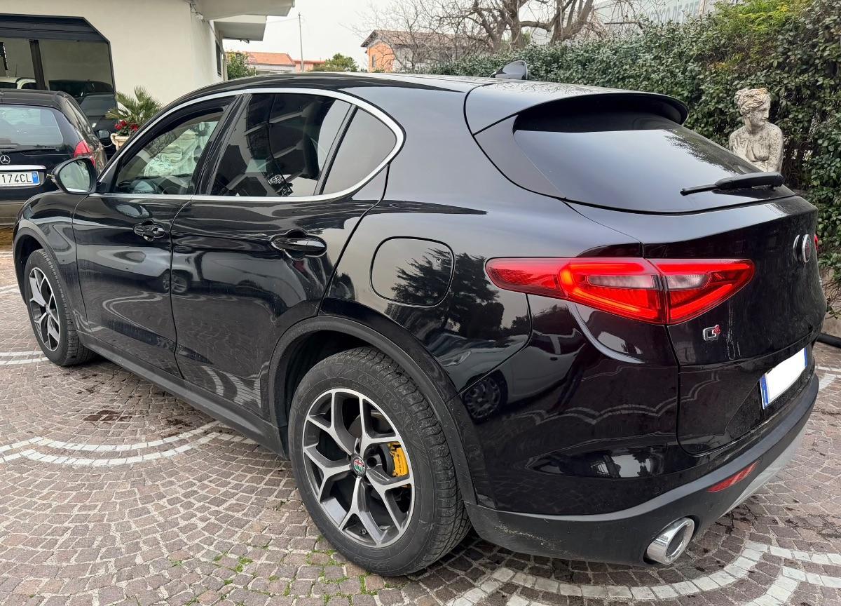 ALFA ROMEO Stelvio 2.2 T.diesel 210CV AT8 Q4 B-Tech