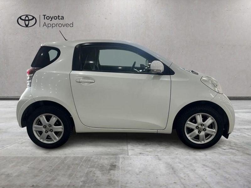 Toyota iQ iQ 1.0 Active (sol) cvt E5
