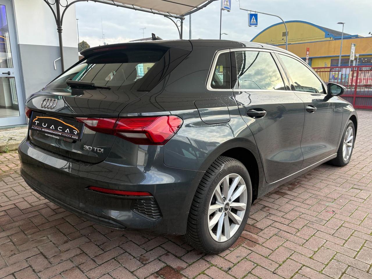 Audi A3 Business Advanced 2.0 30 TDI #9219