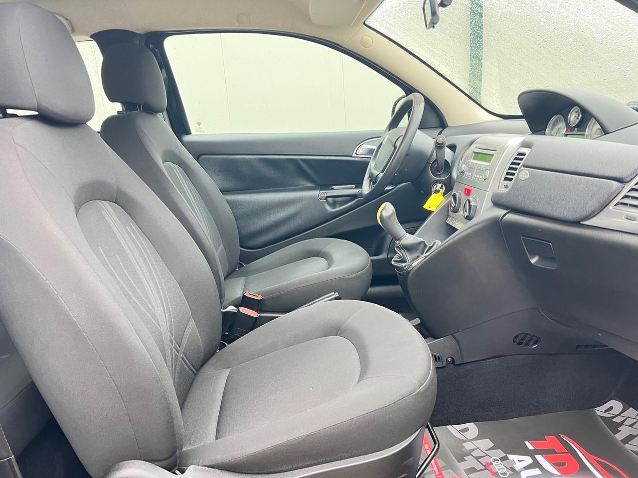 Lancia Ypsilon 1.3 mjt 75 cv