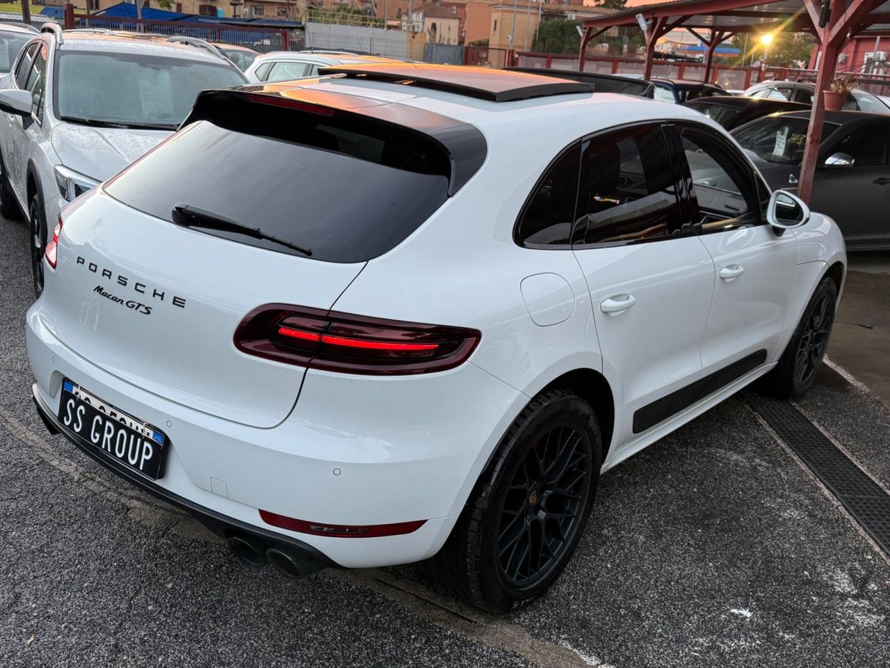 Macan 3.0 GTS-STRAFULL-NO VINCOLI-PERMUTE