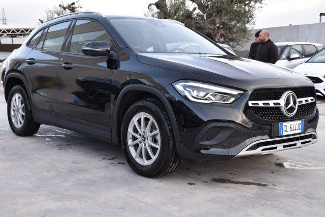 MERCEDES-BENZ GLA 200 d Automatic Business Extra