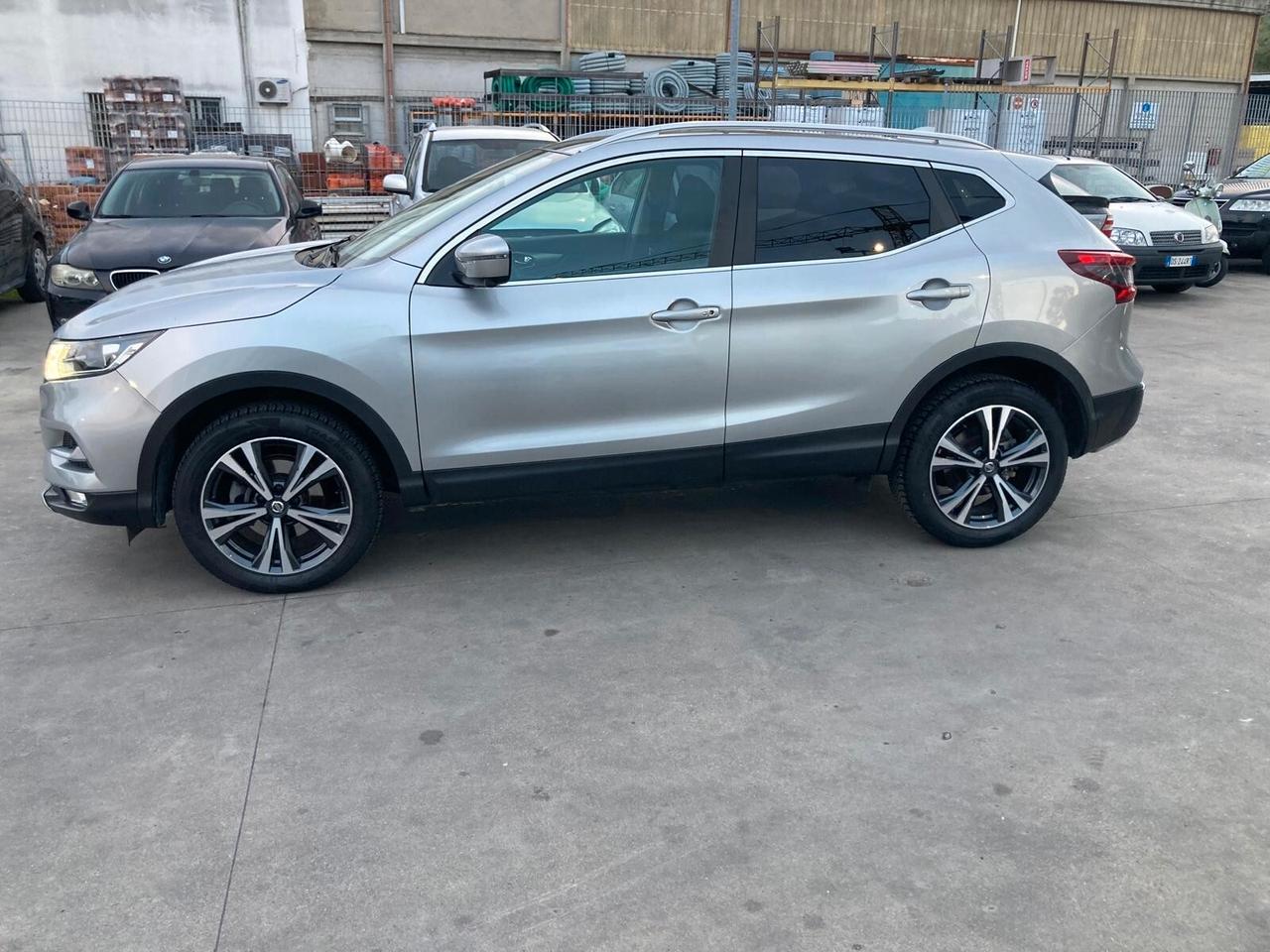 Nissan Qashqai 1.5 dCi N-Connecta