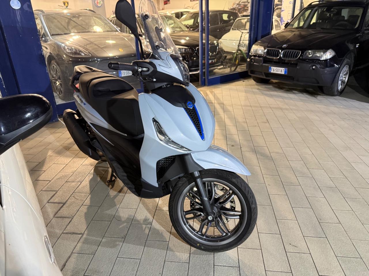 Piaggio Beverly 300 i.e. S
