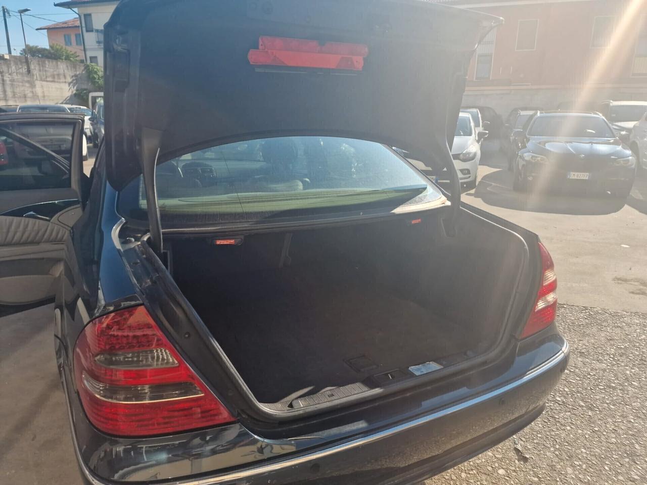 Mercedes-benz E 270 E 270 CDI cat Avantgarde