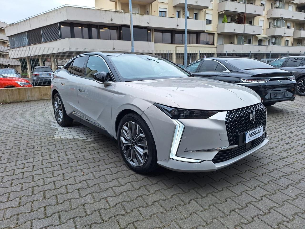 DS4 PureTech 130 automatico Trocadero VEICOLO X NEOPATENTATI