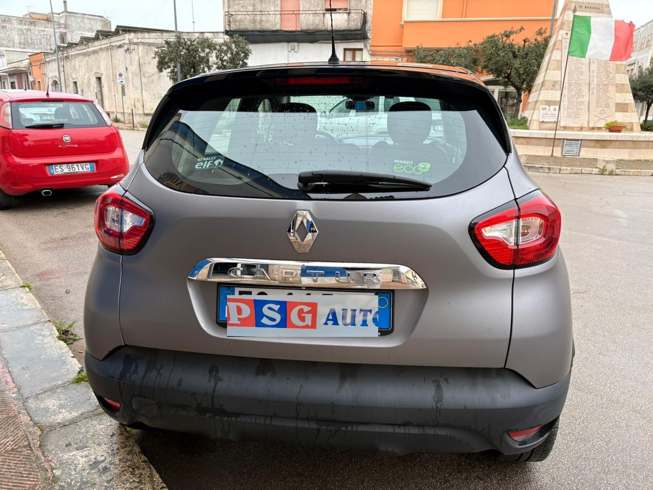 Renault Captur 1.5 R-LINK OPAC TITANIUM BICOLORE 2016 FULL OPT