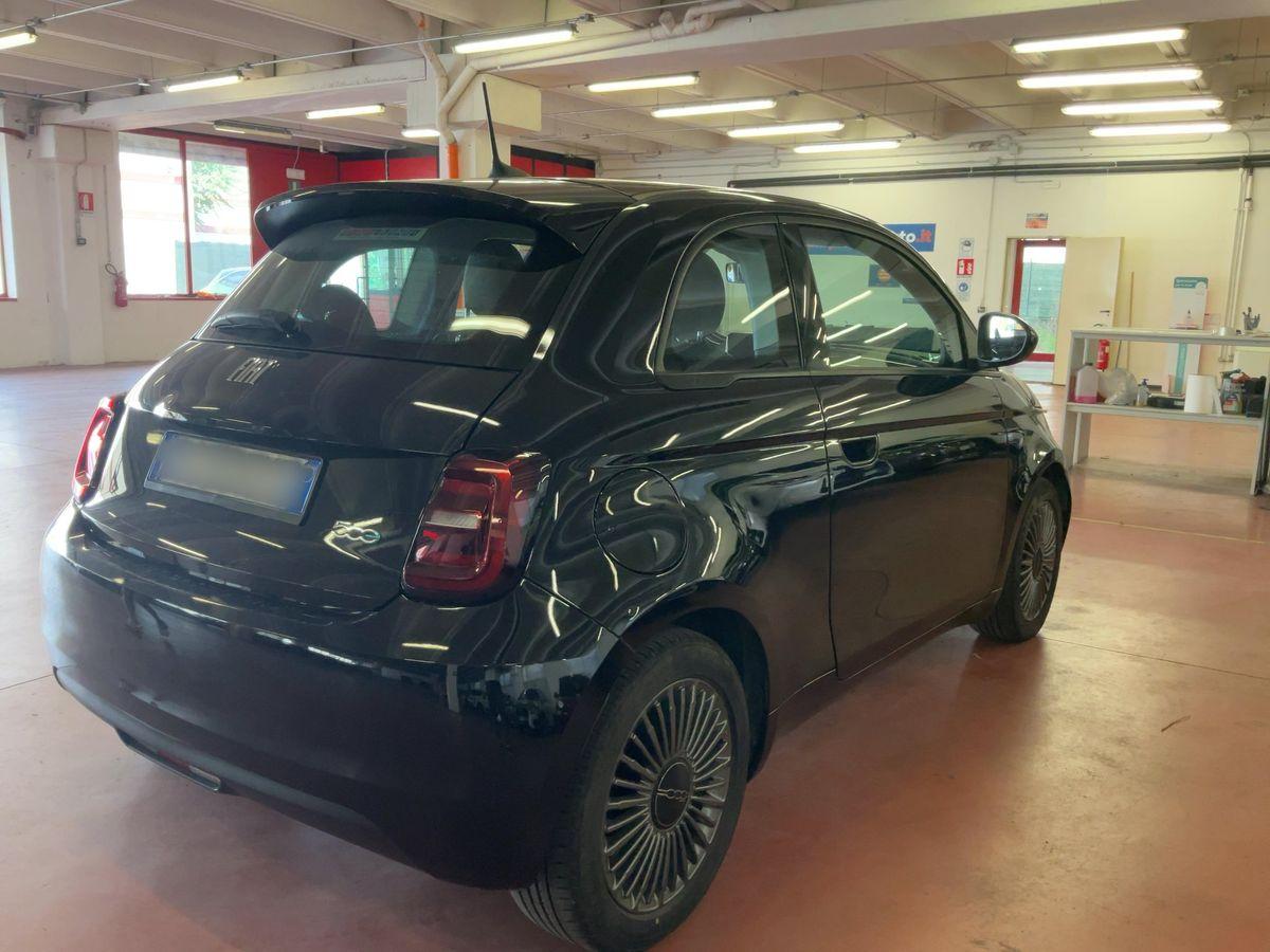 Fiat 500e 42 kWh Passion