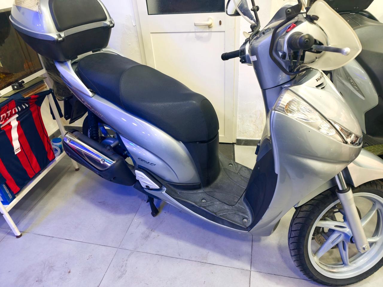 Honda SH 300