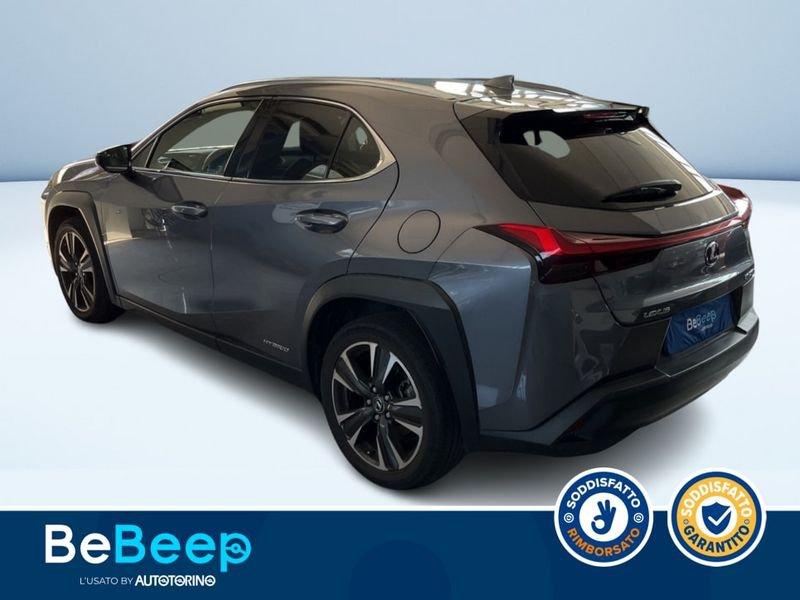 Lexus UX 2.0 PREMIUM 4WD CVT