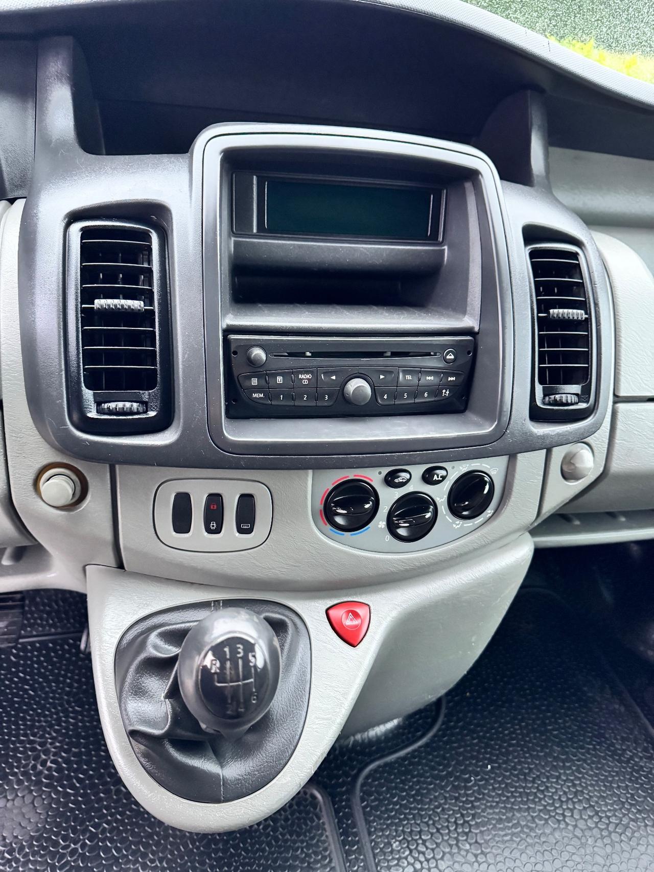 RENAULT TRAFIC 2.0 CTDI 115 FURGONE VAN AUTOCARRO