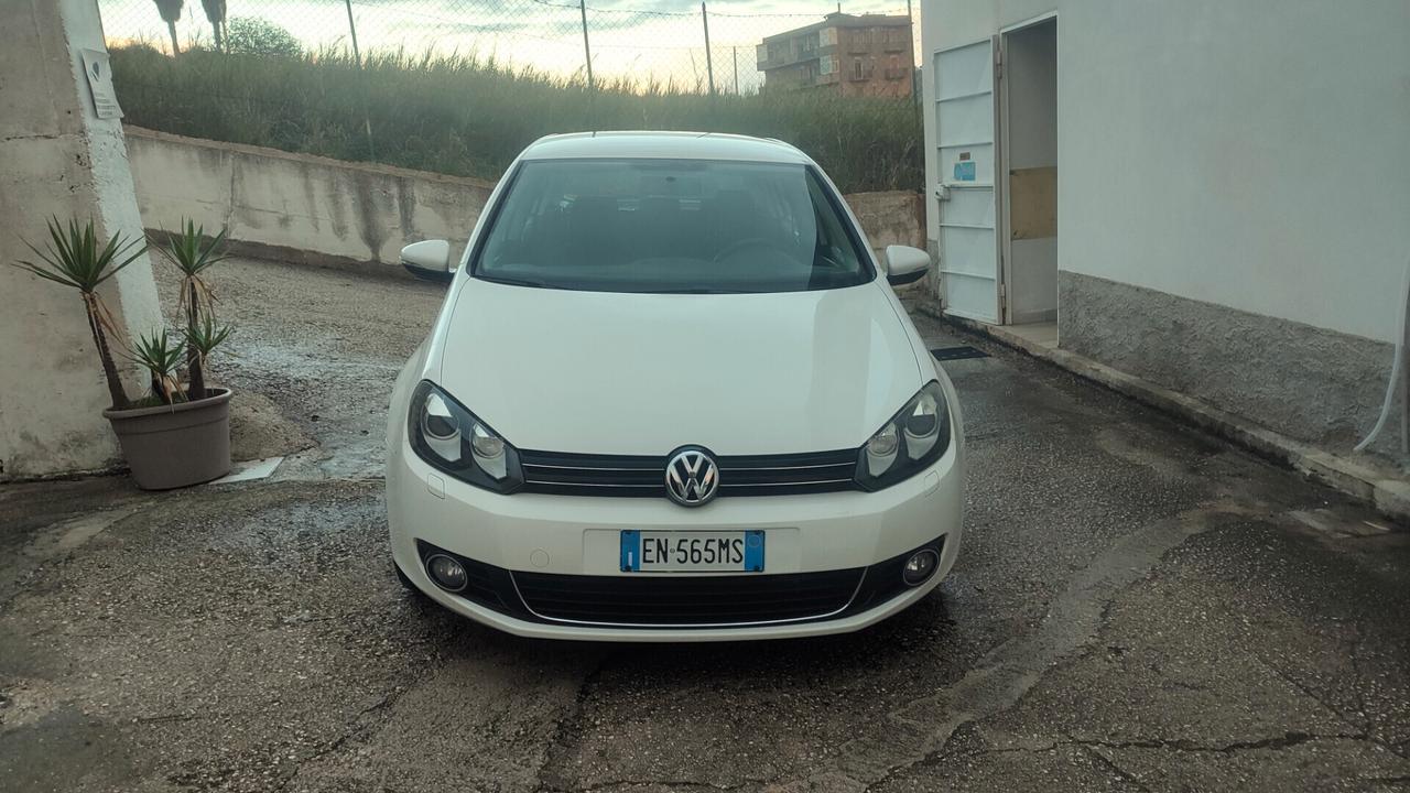 Volkswagen Golf 1.6 TDI DPF 5p. Highline