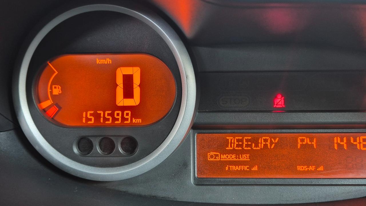 Renault Twingo 1.2 16V Le Iene (Ok Neopatentati)