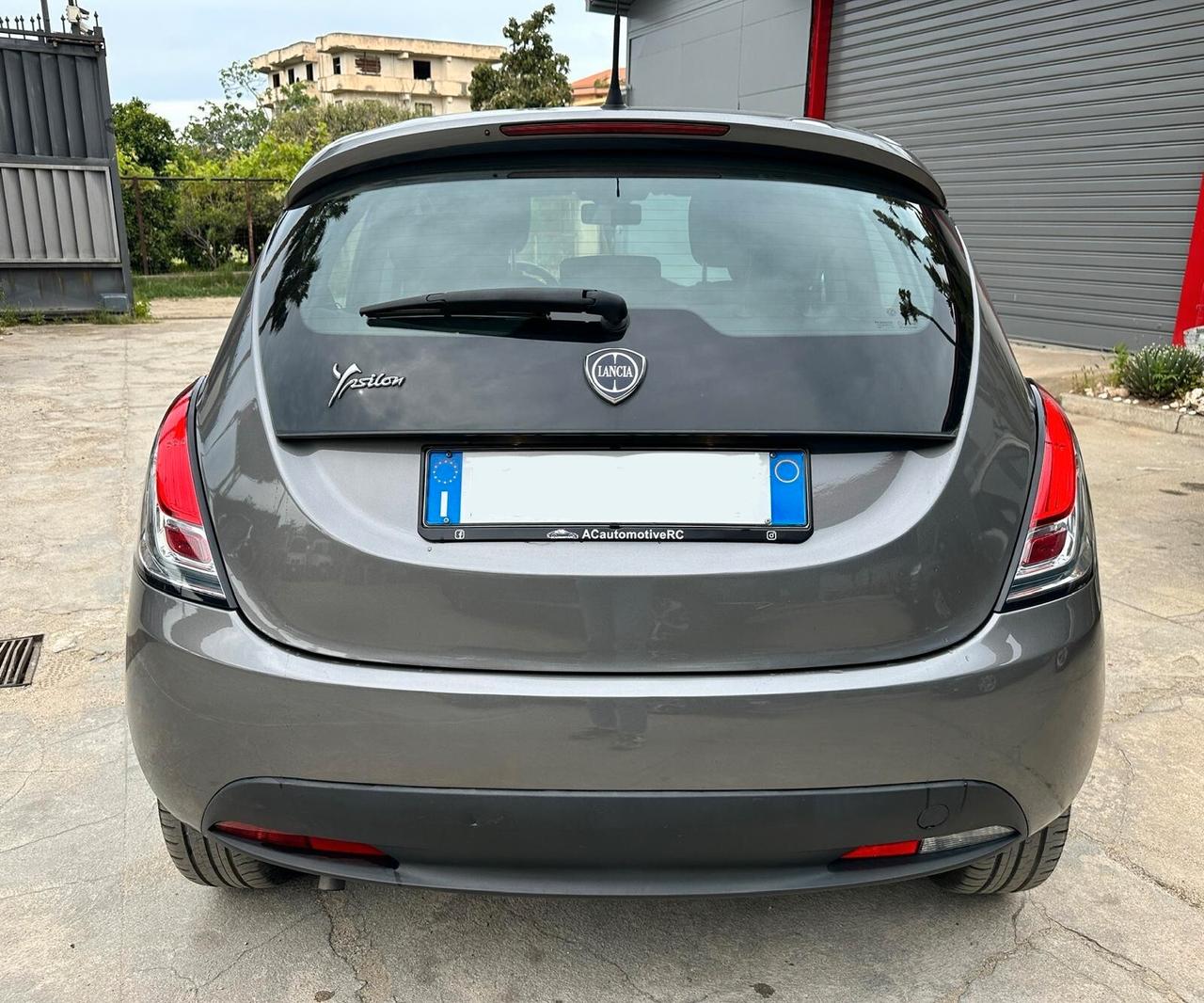 Lancia Ypsilon 1.2 69 CV 5 porte S&S Elefantino Blu