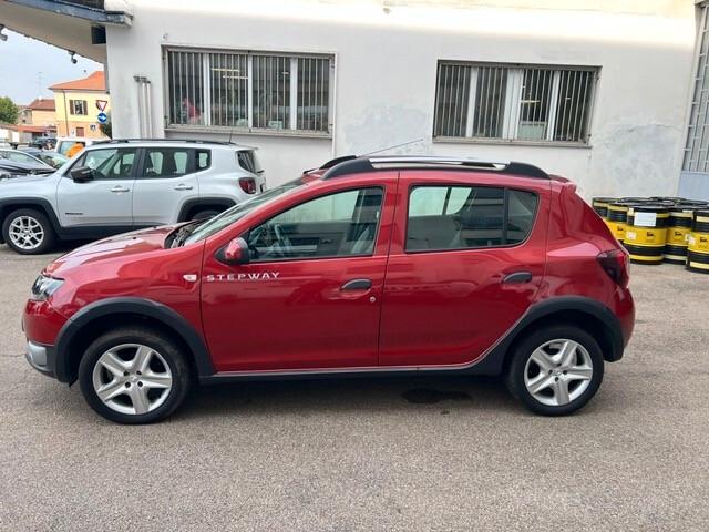 Dacia Sandero Stepway 0.9 Prestige NEOPATENTATI