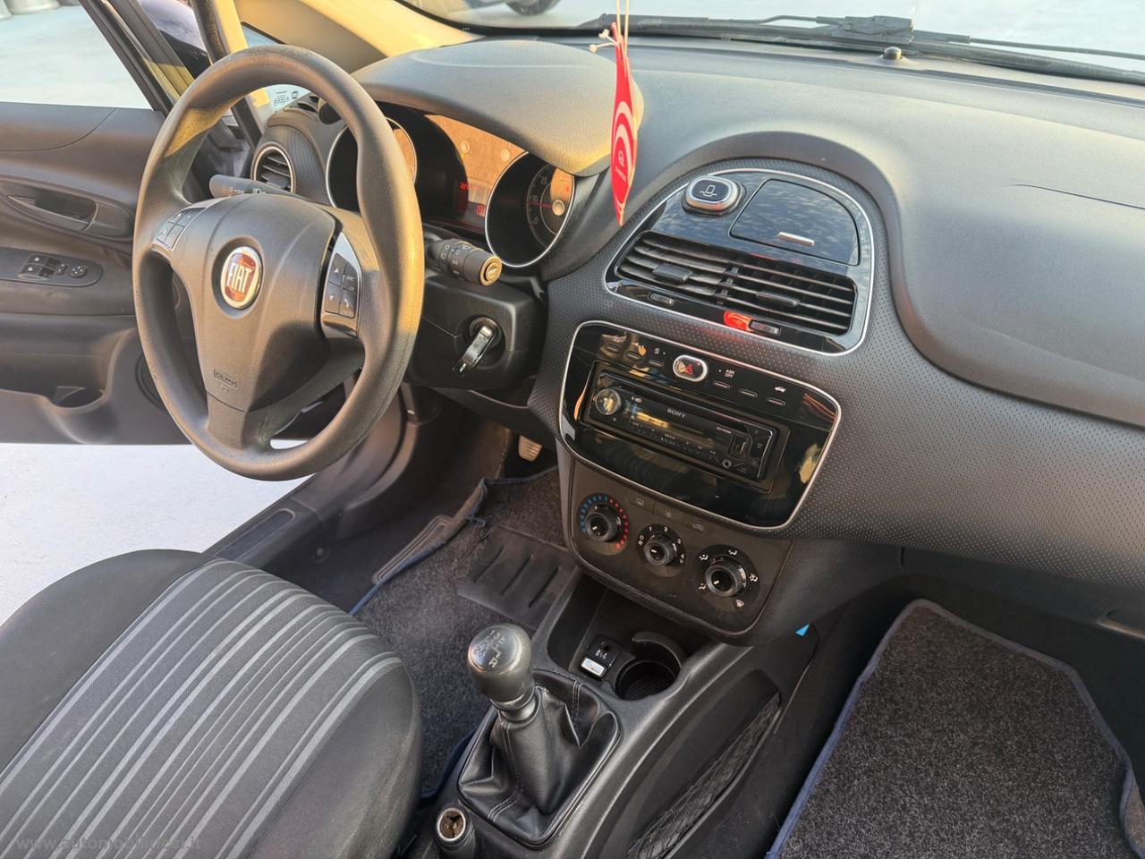 FIAT Grande Punto 1.4 5p GRANDINATA