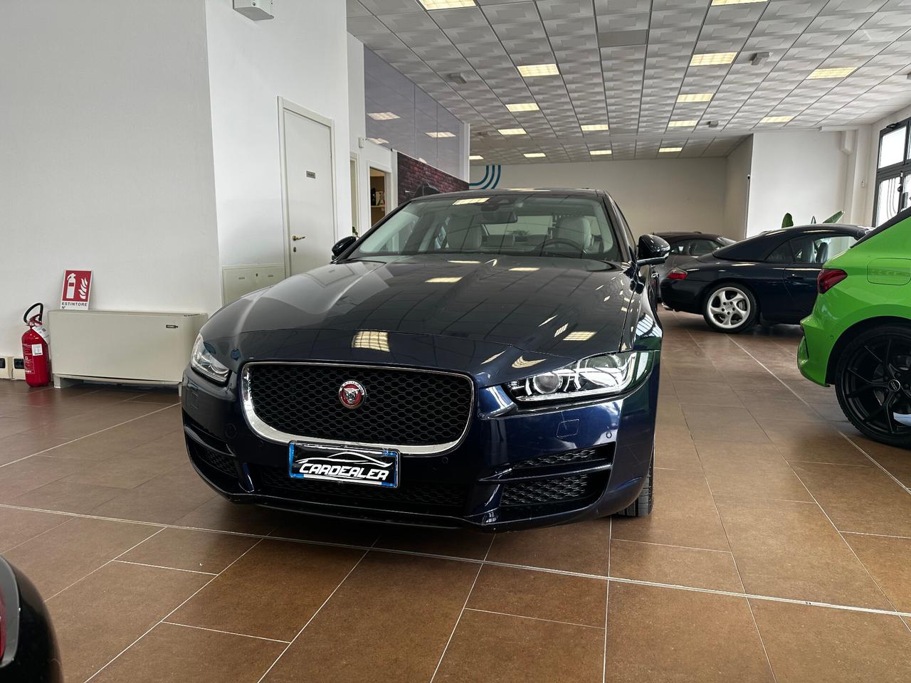 Jaguar XE 2.0 D Turbo Prestige