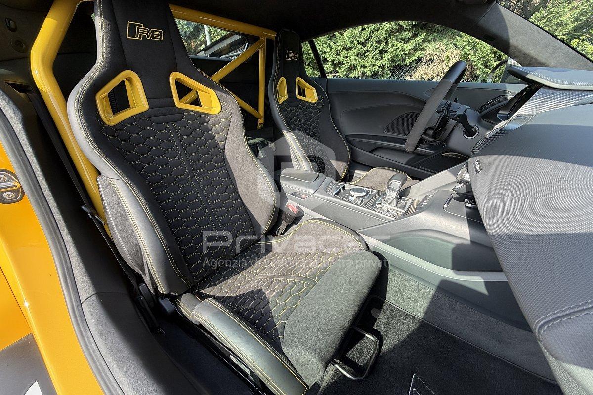 AUDI R8 Coupé 5.2 FSI quattro S tronic plus