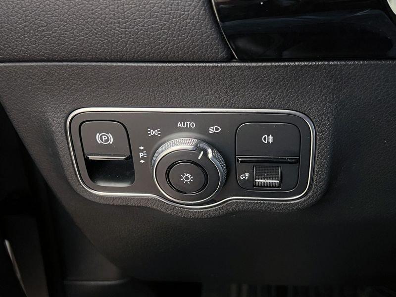 Mercedes-Benz GLA GLA 200 d Business Extra auto
