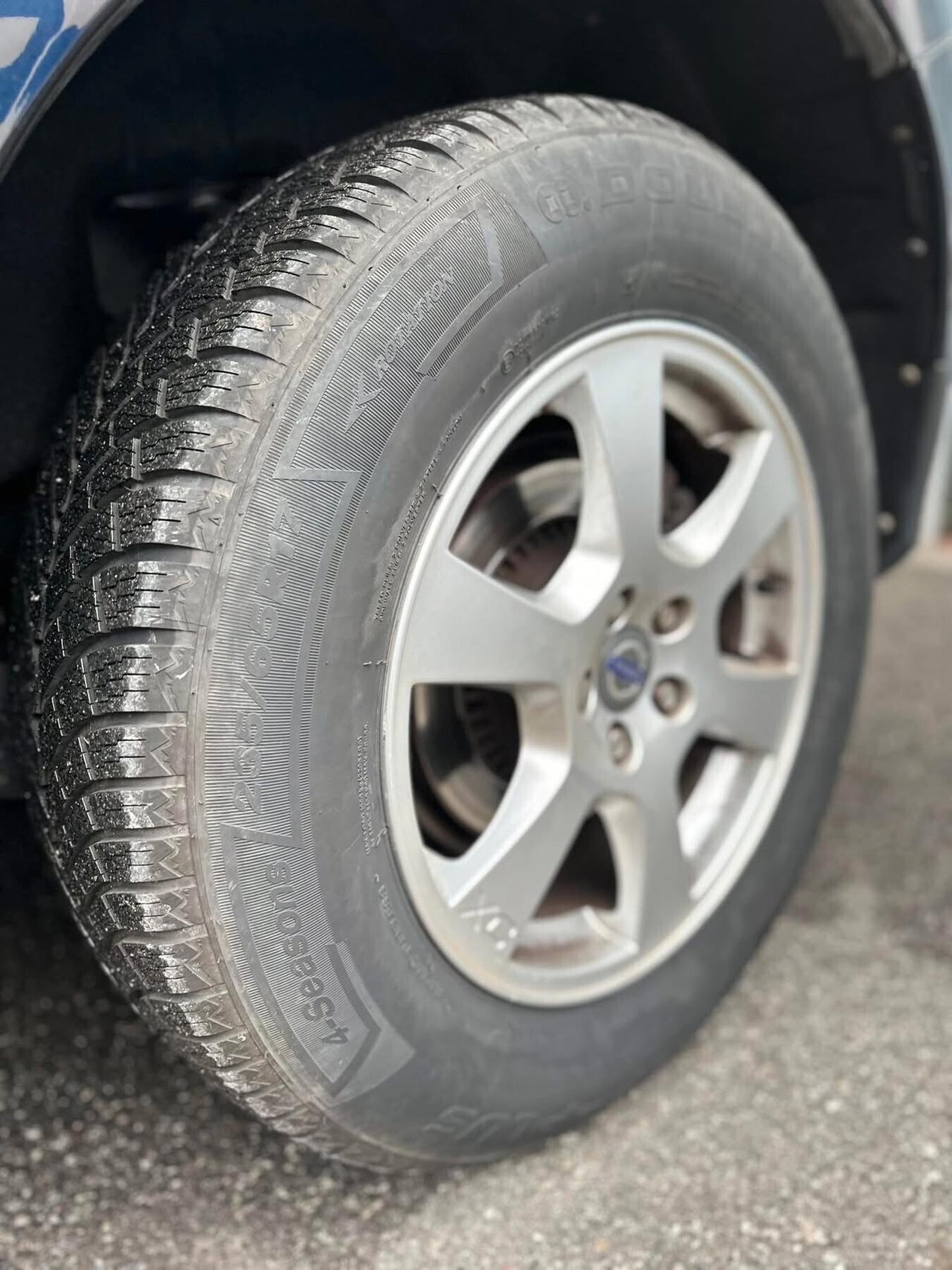 Volvo XC 60 XC60 2.4 D 4X4 (AUTOMATICA)