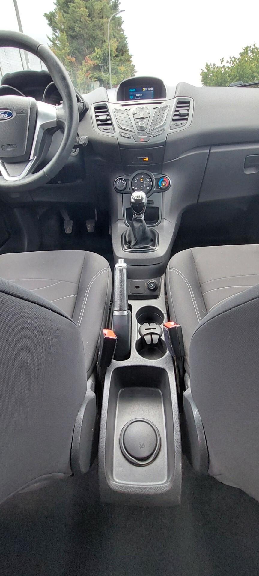 FIESTA 1,5 DIESEL 75 CV TELEFONO BLUETOOTH USB EURO 6B IMPECCABILE X NEOPATENTATI