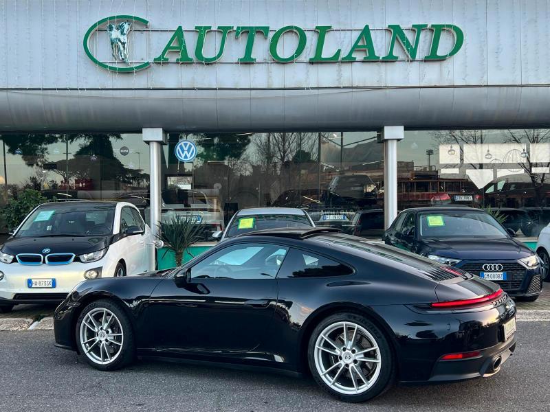 Porsche 992 3.0 Carrera auto