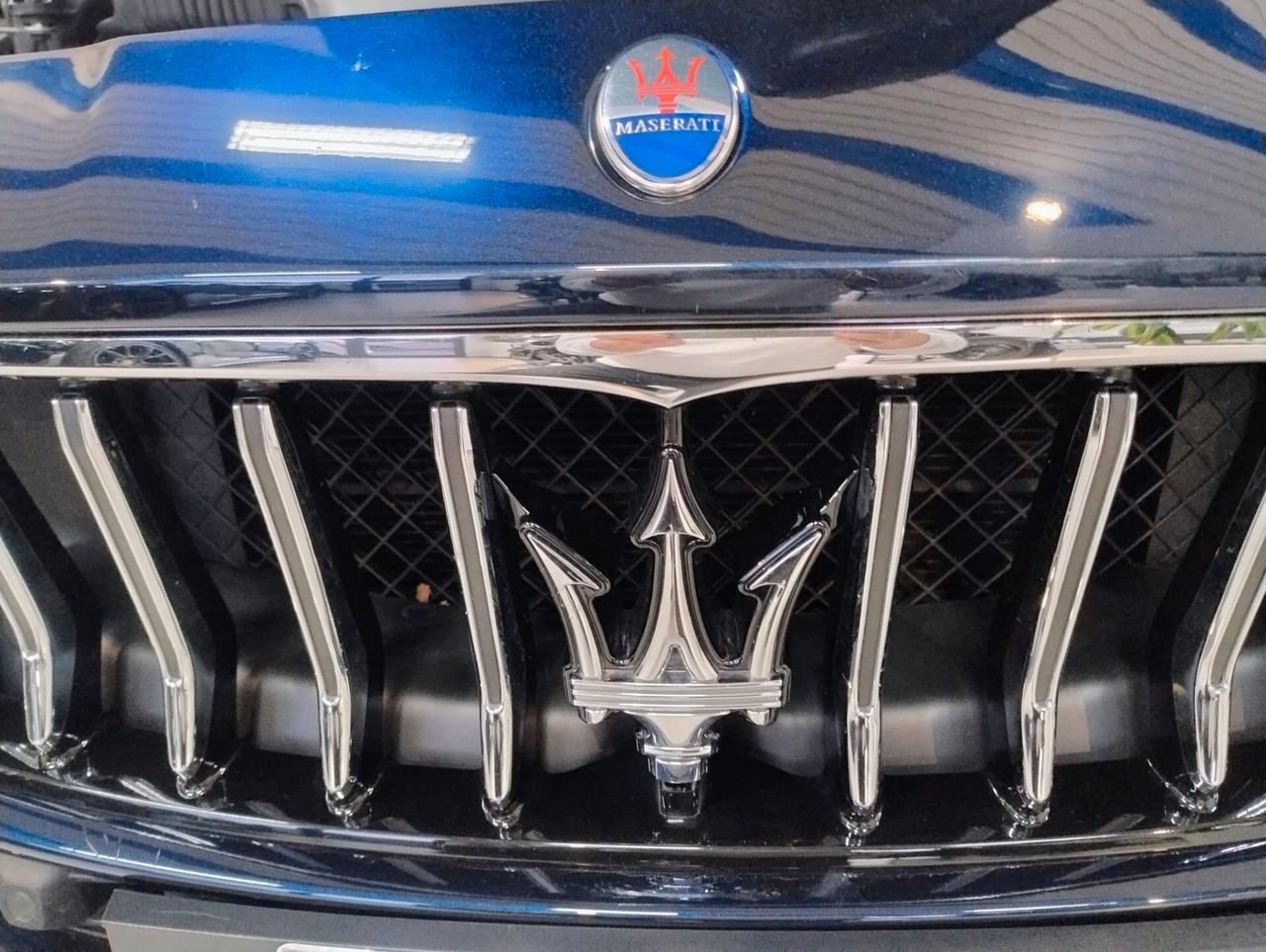 Maserati Ghibli L4 330 CV MHEV Granlusso