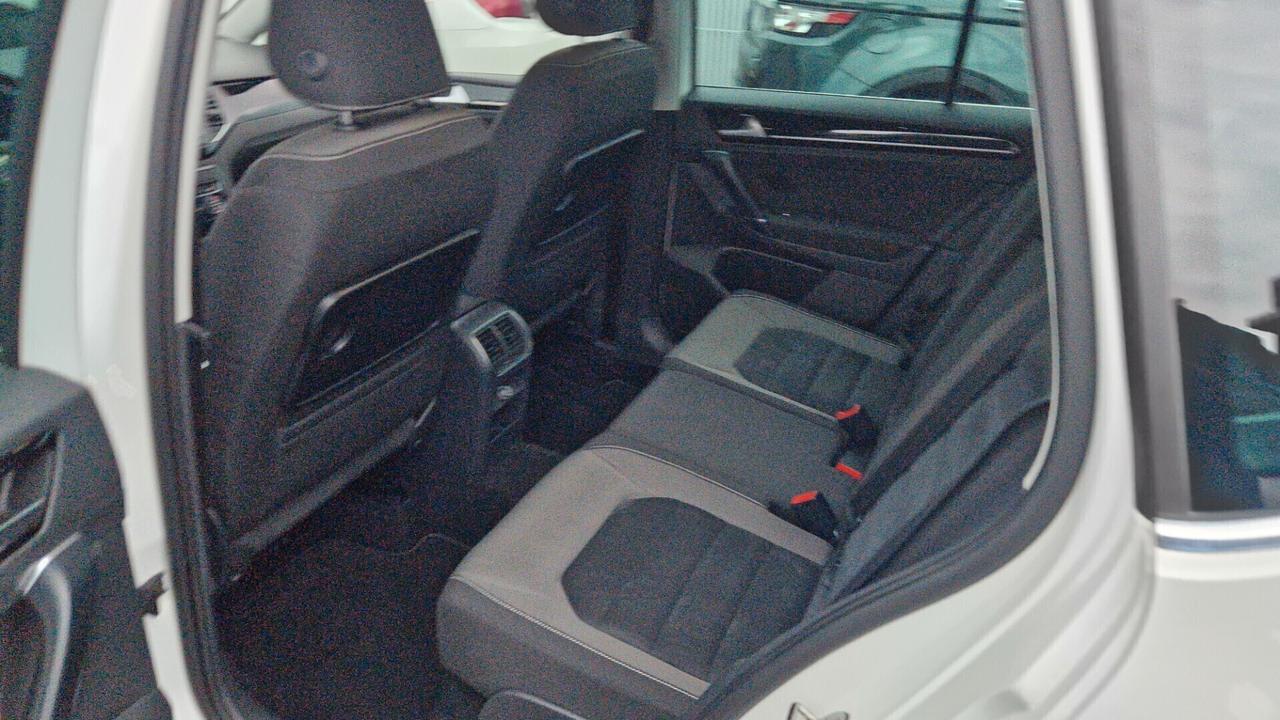 Volkswagen Golf Sportsvan 1.4 TSI 150cv full automatico