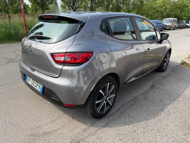 RENAULT Clio 1.2 75CV 5 porte Wave