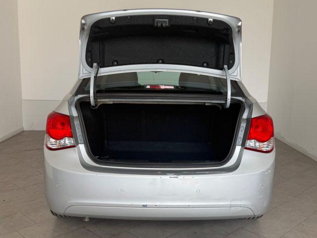 CHEVROLET Cruze 1.6 4 porte LS