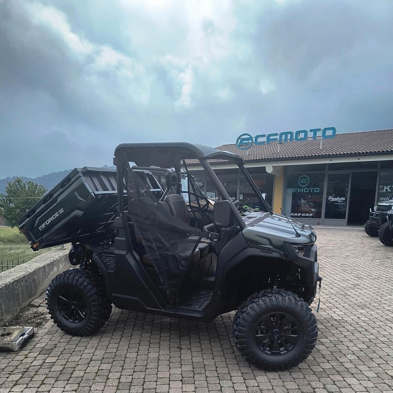 CFMOTO U10 UFORCE 1000 PRO 3 CILINDRI