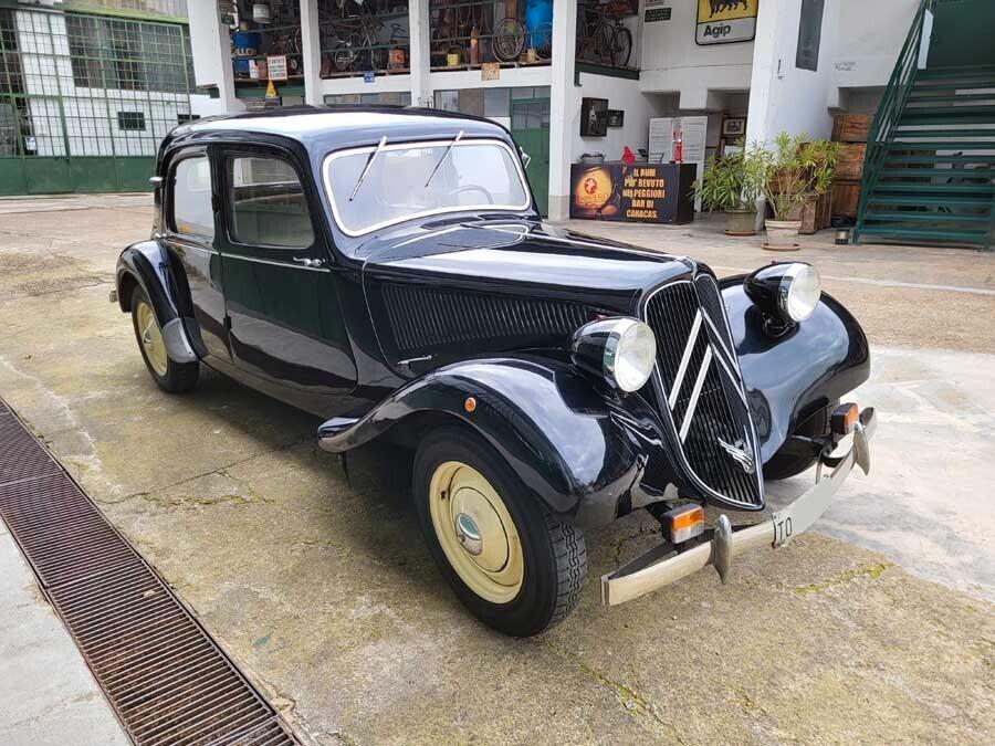 Citroen Traction Avant 11 BL – 1952