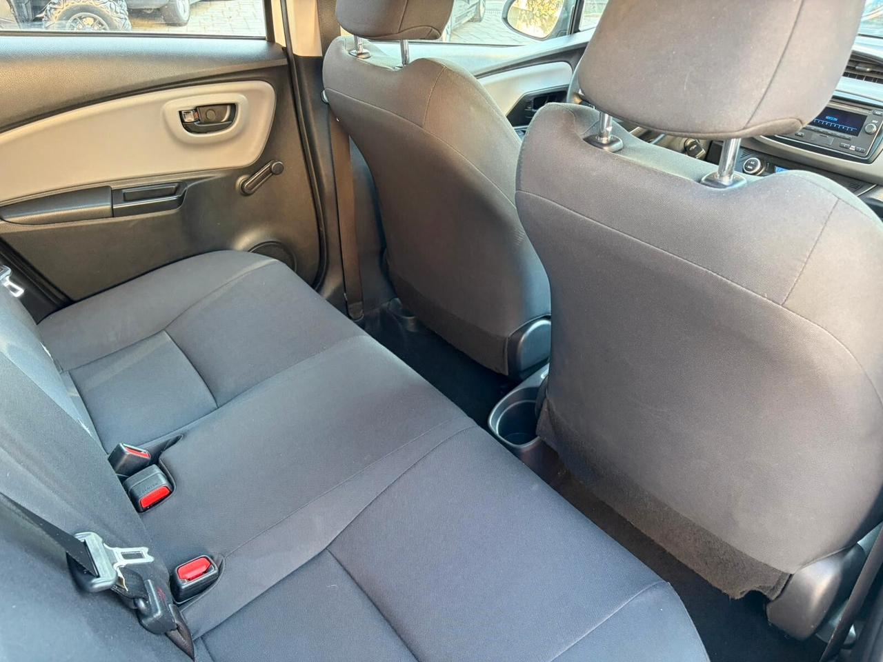 Toyota Yaris 1.5 Hybrid 5 porte Style OK NEOPATENTATI