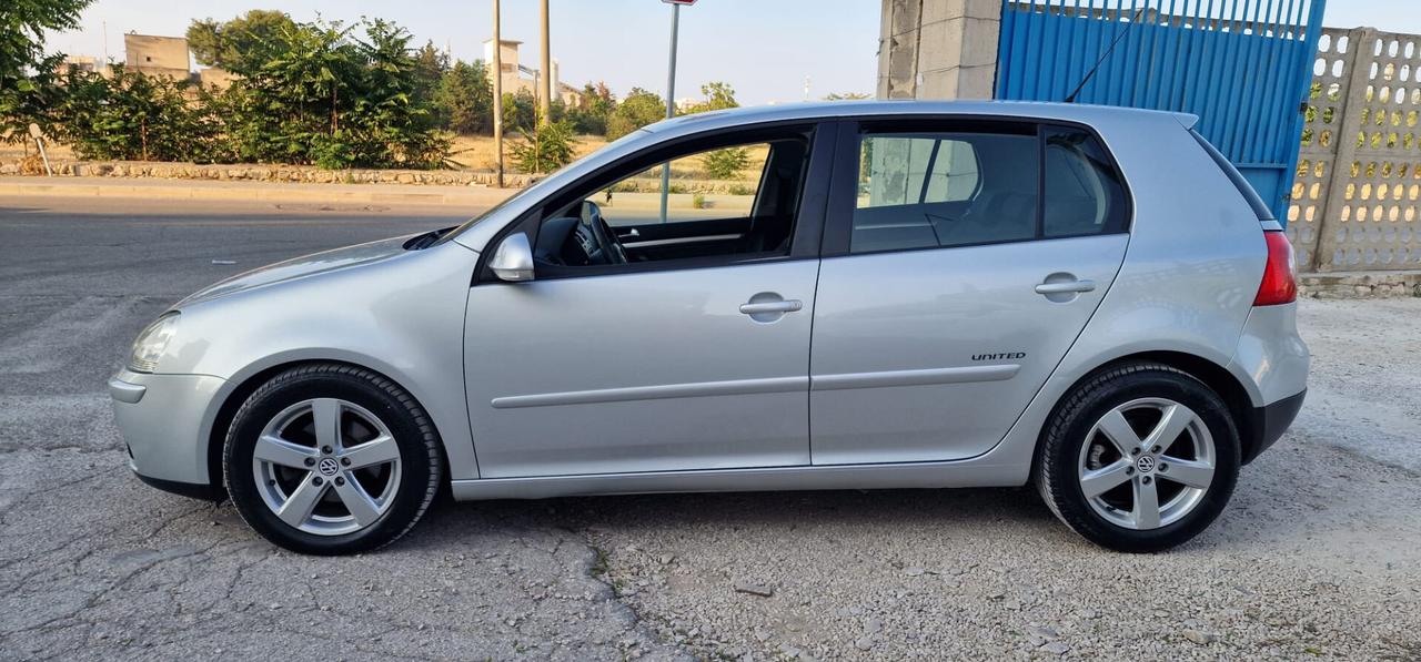 Volkswagen Golf 1.9 TDI 105cv 2008 Comfortline Perfetta