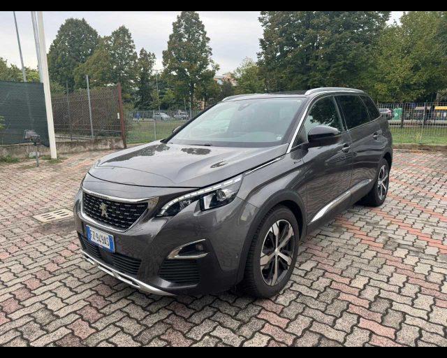 PEUGEOT 5008 BlueHDi 130 S&S GT Line
