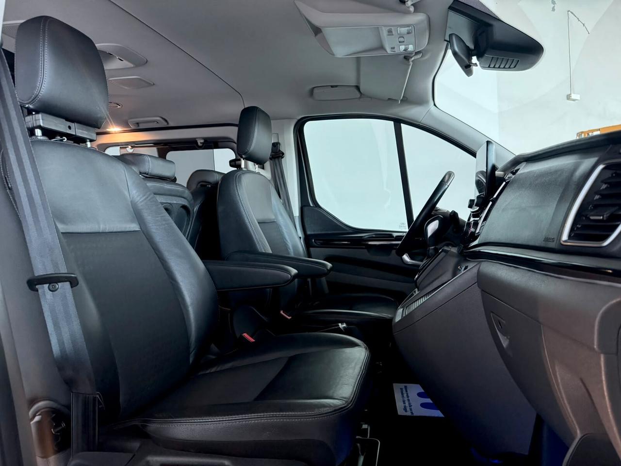Ford Tourneo Custom 320 2.0 TDCi 185CV aut. PC Sport