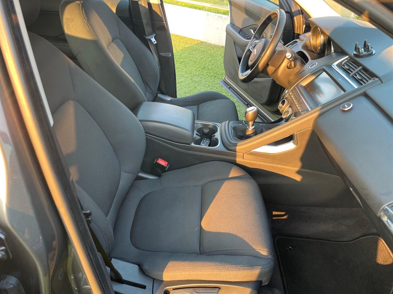 Jaguar E-Pace 2.0D 150 CV S