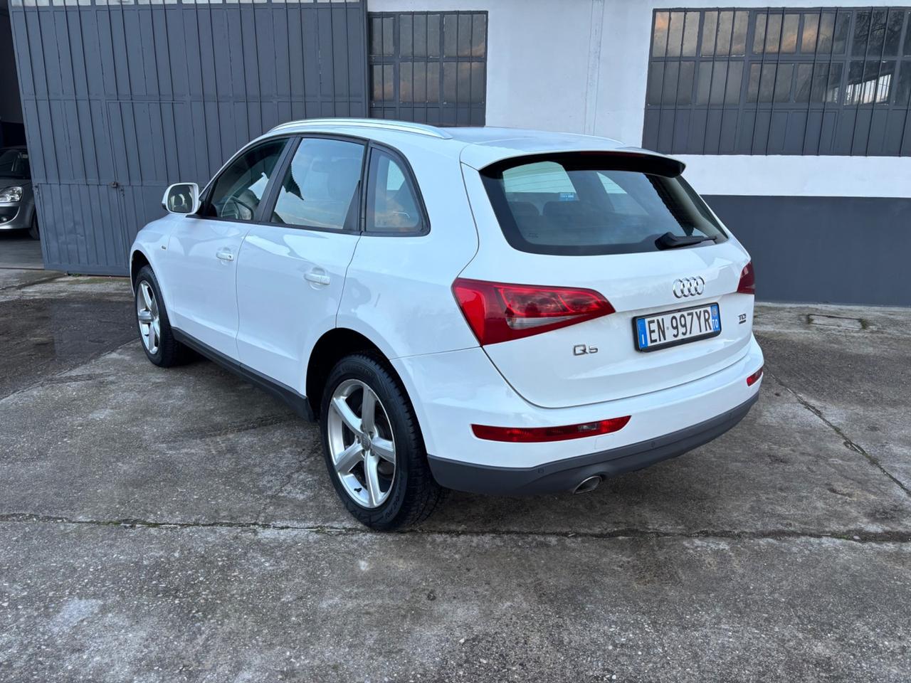 Audi Q5 2.0 TDI 177CV S line. QUATTRO S tronic