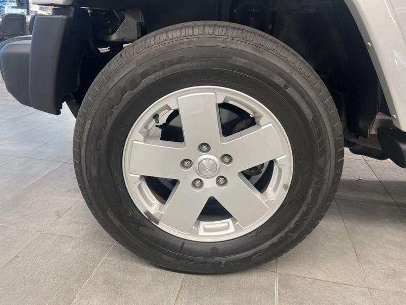 Jeep Wrangler UNLIMITED 2.8 CRD SAHARA AUTO