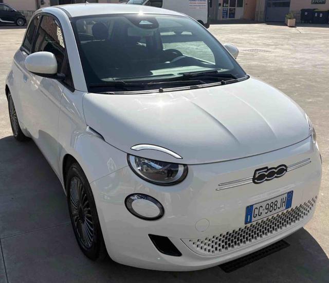 FIAT 500e Berlina 42 kWh Icon