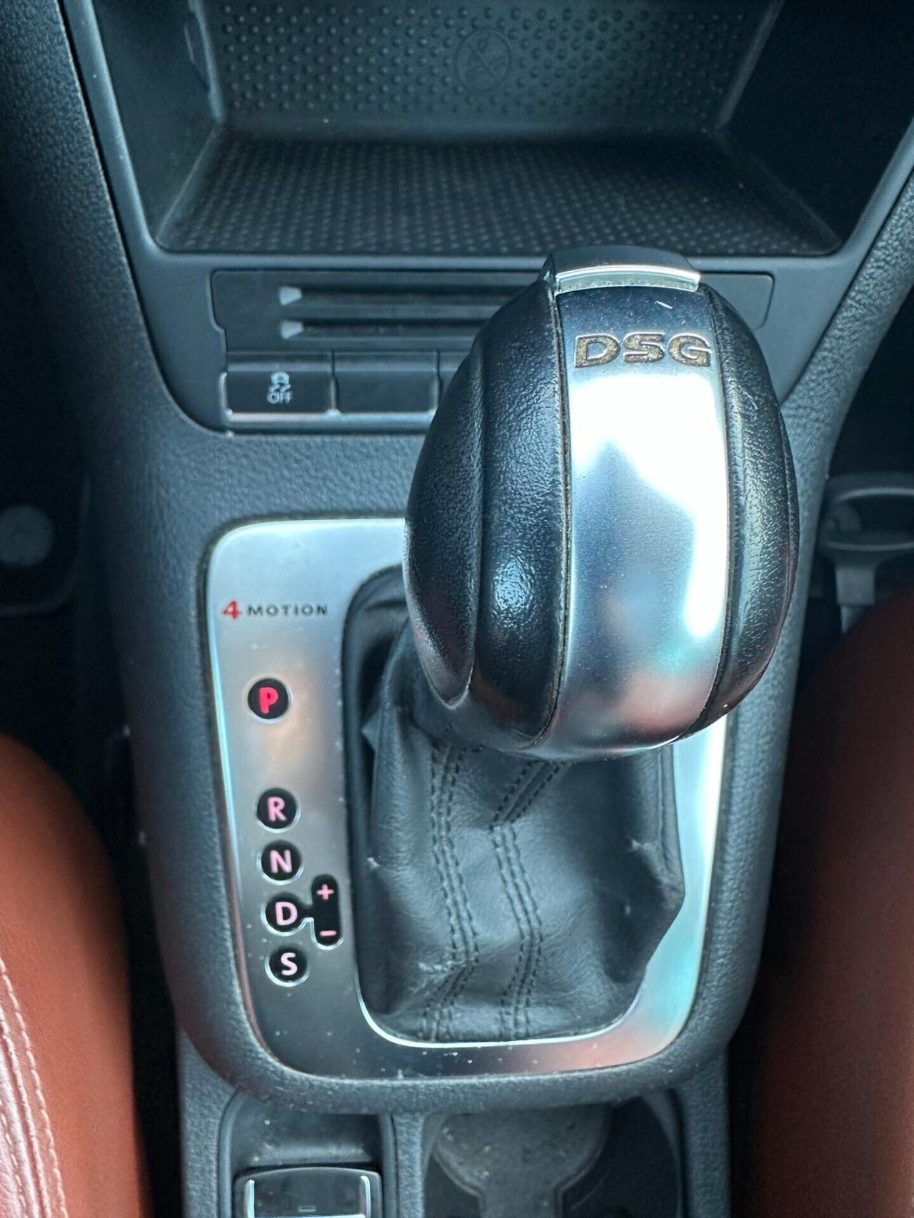 Volkswagen Tiguan 2.0 TDI 4x4 DSG (Garanzia 24 mesi)