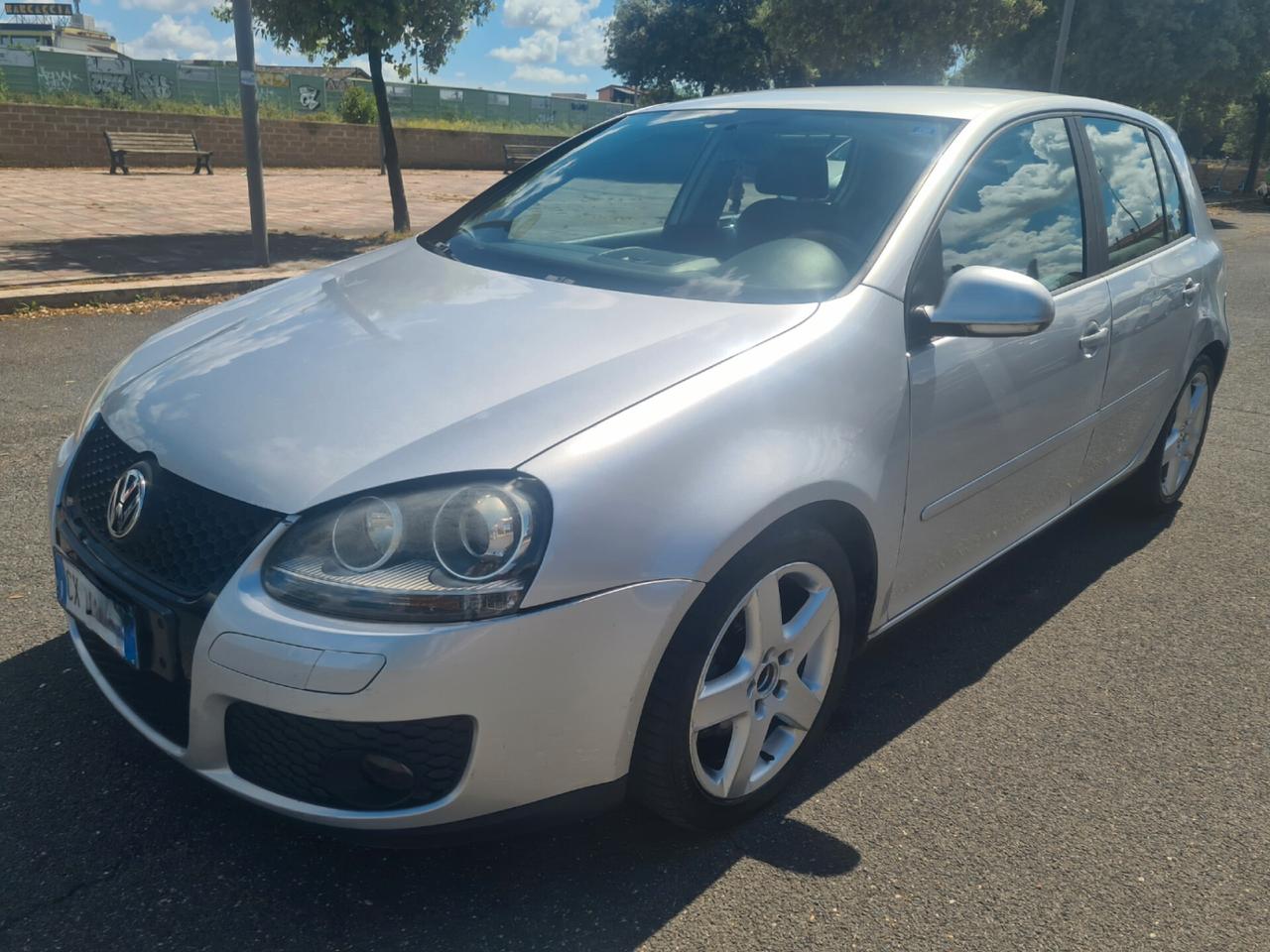 Volkswagen Golf 2.0 16V TDI 5p. Comfortline