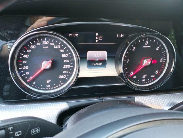 MERCEDES-BENZ E 220 d S.W. 4Matic Auto Premium