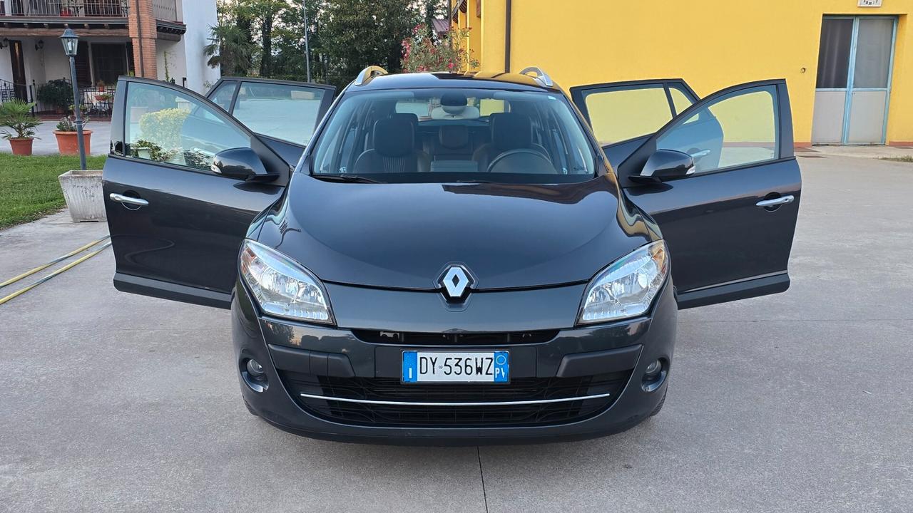 Stupenda Renaul Megane PARI AL NUOVO