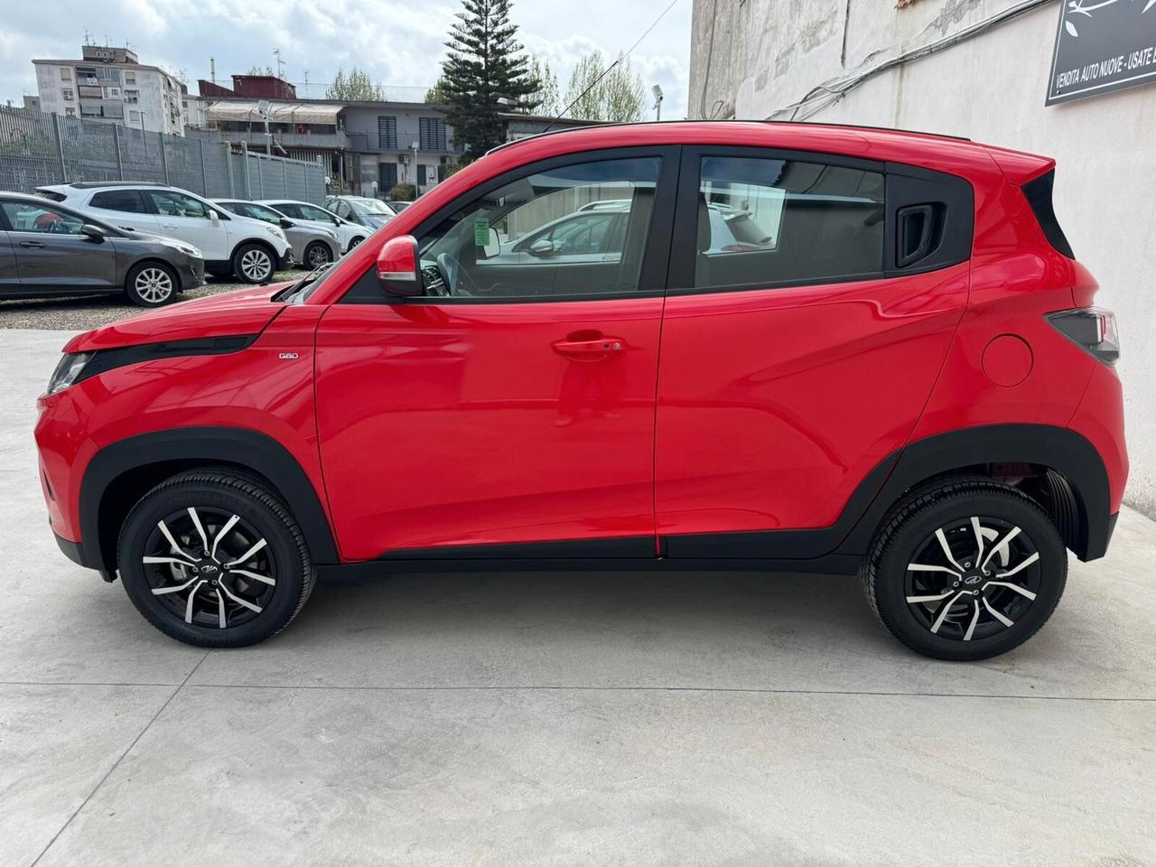 MAHINDRA KUV 100 K8 1.2 VVT 83CV 2025!!! GPL DI SERIE !!!